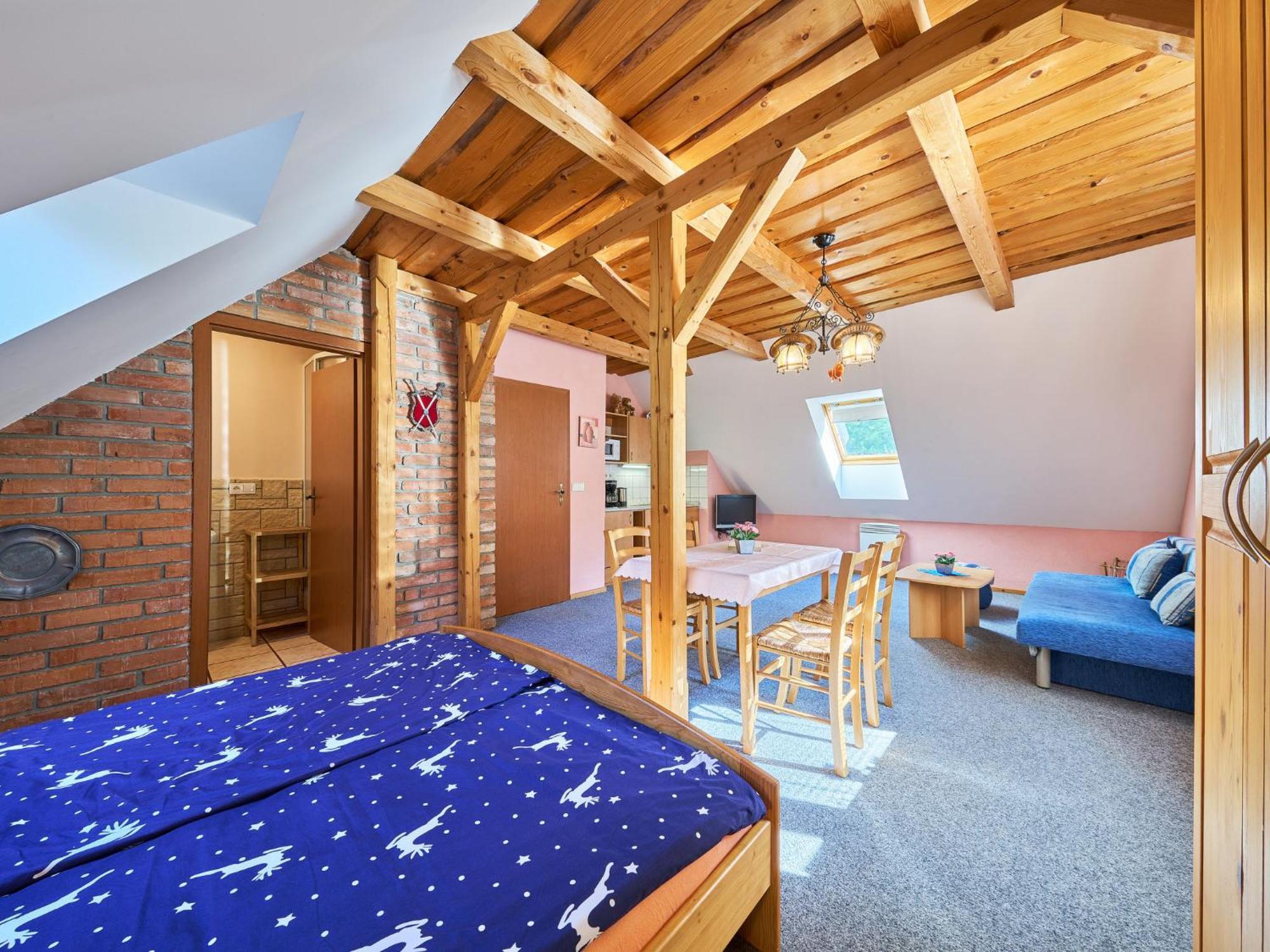 Studio Chlivce U Hronova-1 By Interhome מראה חיצוני תמונה