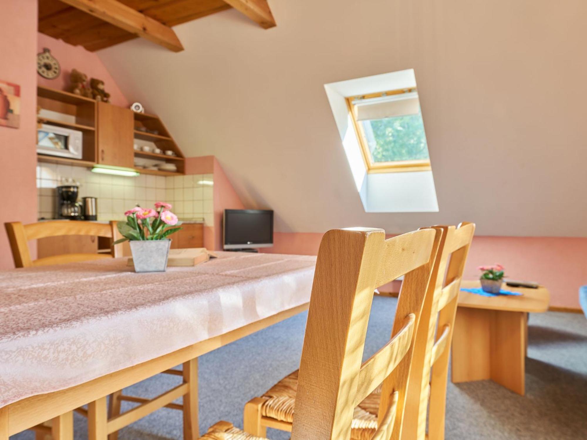 Studio Chlivce U Hronova-1 By Interhome מראה חיצוני תמונה